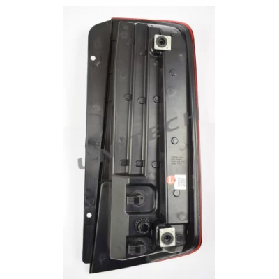 LAMPA TYLNA LEWA LED MERCEDES CITARO TRAVEGO TOURISMO : A0018201164 , 0008208564